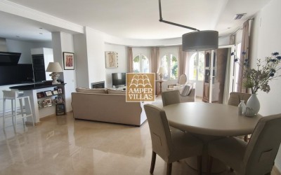 Encantadora y confortable villa en Santa Clara.